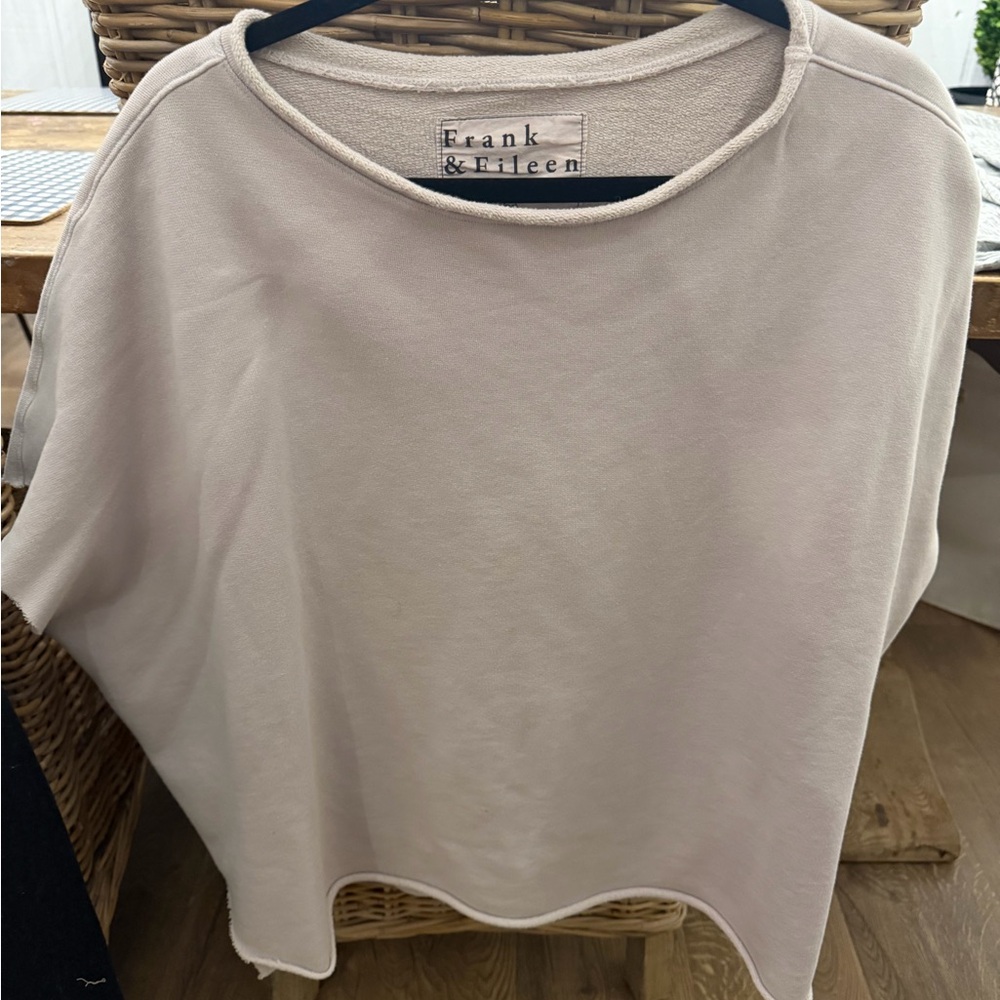 Frank & Eileen Soft Beige Women's Sweatshirt